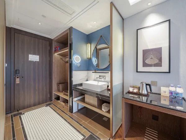 Dongguan Tangxia Town South Railway Station Jinjiang Metropolo Hotel ...