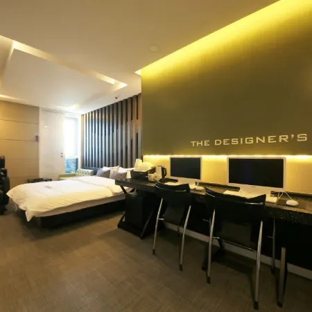 Premium Ava Hotel