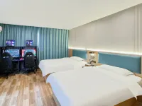 Qingye E-Sports Hotel (Meizhou People's Hospital)