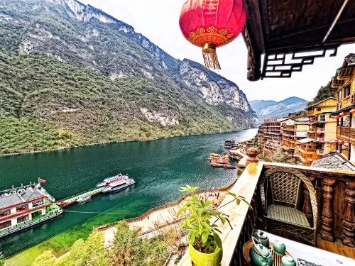 Shuibo Renjia Inn