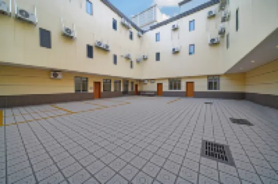 Linfen Xinhai Yuexin Hotel (Shenglong International Pingyang Plaza)