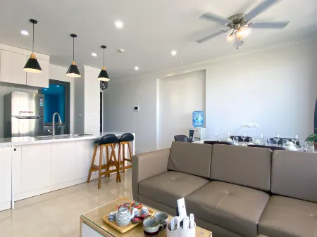 Cau Giay Hanoi Vinhomes D’Capitale – TK Stay Отели рядом с достопримечательностью «Academy of Cryptography Techniques»