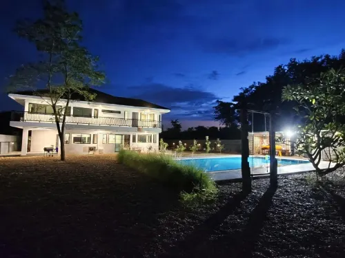 cactus pool villa chiangmai