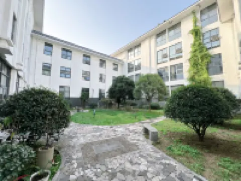 โรงแรมหลินอี้ (โซนพัฒนา)