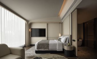 She and Fanhua•RARAHOTEL(Wuyi Square Guojin Center Store)