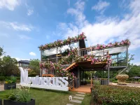 Howard Johnson Tianmu Lake Plaza Liyang Hotels in Liyang