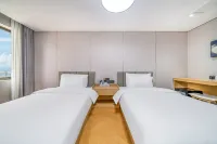 Oriental Jinlan Bay Hotel