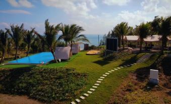Qulang Sea View Tent B&B