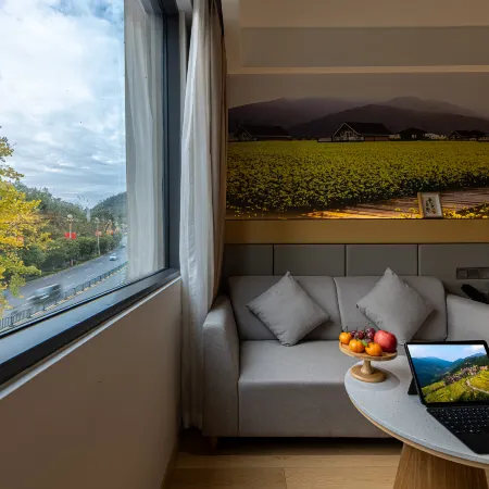 Yuegui · Baiheng │ The Serene Haven Hotel City Aesthetic Hotel (Zunyi Suzhou Road)