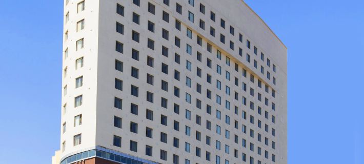 Holiday Inn PANJIN AQUA CITY by IHG Các khách sạn ở Bàn Cẩm