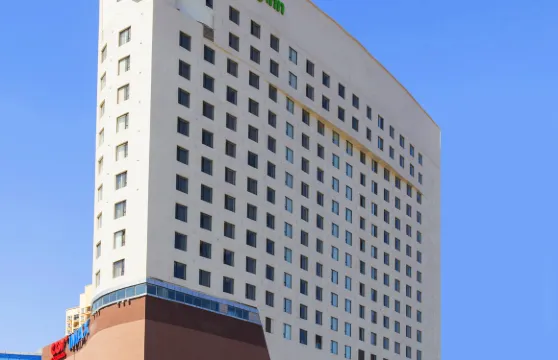 盤錦水遊城假日酒店