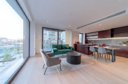 Luxury 2BR next to US Embassy with River Views