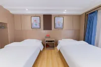 Ease Hotel (Xining Railway Station Xinqian International Plaza) - breakfast