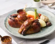M Social Hotel Phuket - 朝食