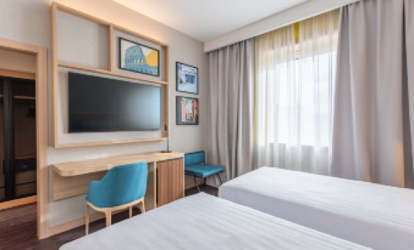 Hilton Garden Inn Rome Colosseum