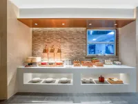 麗楓酒店（鷹潭站凱翔中心廣場店） - 停車場