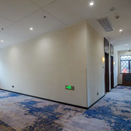 Kuandu Hotel (Nanjing Zhonghua Store) Отели рядом с достопримечательностью «Ворота Чжунхуамынь»