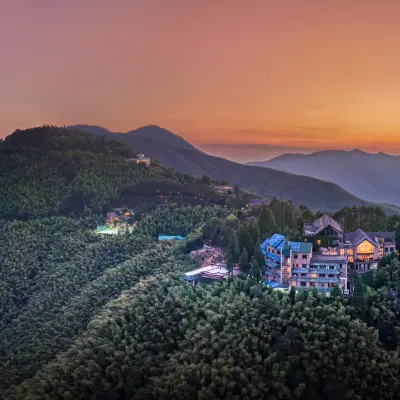 Moganshan Mountain Villa Hotels near Du Yuesheng Mansion
