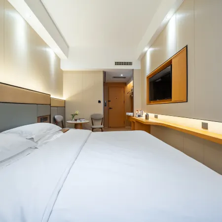 Hejin Jinyuan Light Luxury Hotel