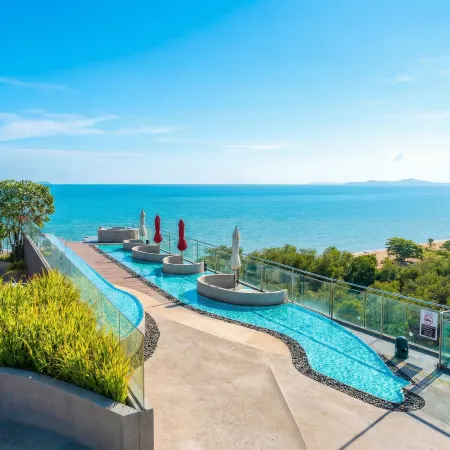 Bayphere Residence by Prop Hopper