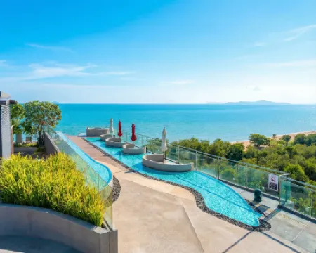 Bayphere Residence by Prop Hopper Hotels in der Nähe von Einkaufsdorf Mimosa Pattaya