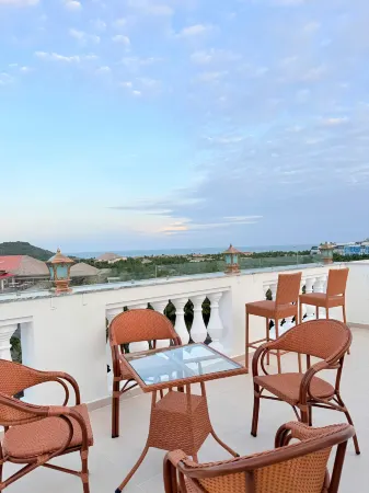 KHEM BEACH HOTEL