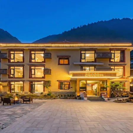 Jiuzhaigou Jiasizhuo Gecang Inn