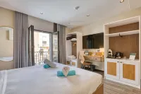 Doms Boutique Living - balcony