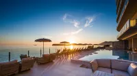 Royal Blue Hotel - 5-Star