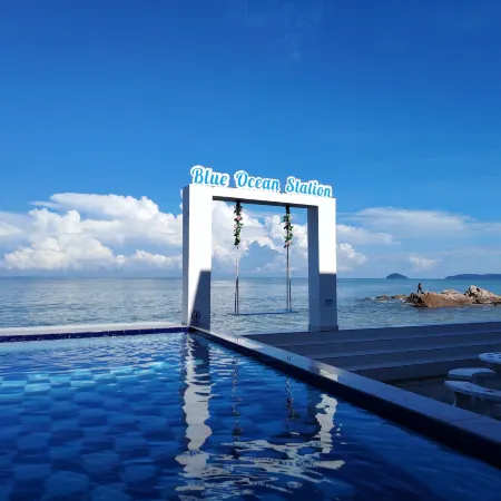 Blue Ocean Station Отели в г. Путатан