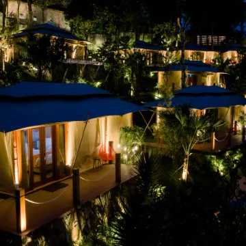 JSI Resort Hotels near Pasar Cisarua
