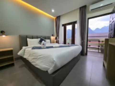 Tulip Elegant Riverside Vang Vieng