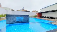 Remas Hotel Hat Yai - Pools