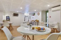 Appart'hôtel Odalys City - Nice Centre - Bữa sáng