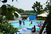 Hallim Resort - Pools