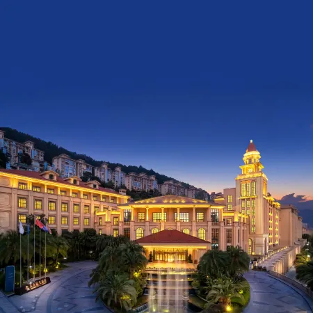 Sunshine Hotel Bazhong