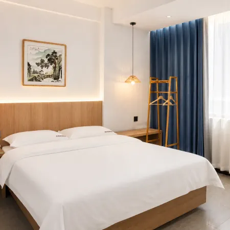 Longyuan Hotel (Jishui Avenue)
