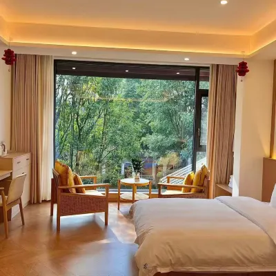 Zhuyin Qingcheng Hot Spring Resort Hotels near Dujiangyan China Giant Panda Garden (formerly known as Panda Paradise)
