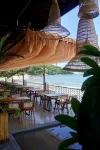 Nice Yunjing Surf Homestay (Yangxi Shapa Rongsheng Yuhai Bay)