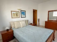 BnB Homes Villa Verde - swimming pool, marina view, BBQ and games room, garden