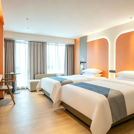 Xiangyin Huanting Light Luxury Hotel