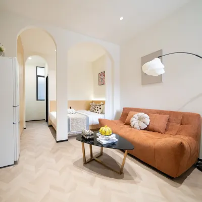 Yiju Light Luxury Apartment Hotels in der Nähe von CPC Shenzhen Committee Party School Bao'an Branch School