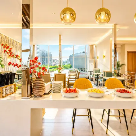 Shenxiangtang Riverview Art Hotel (Suining Dingsheng International Wanda Plaza)