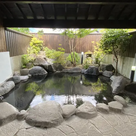 Yufuin Onsen Hasuwa Inn