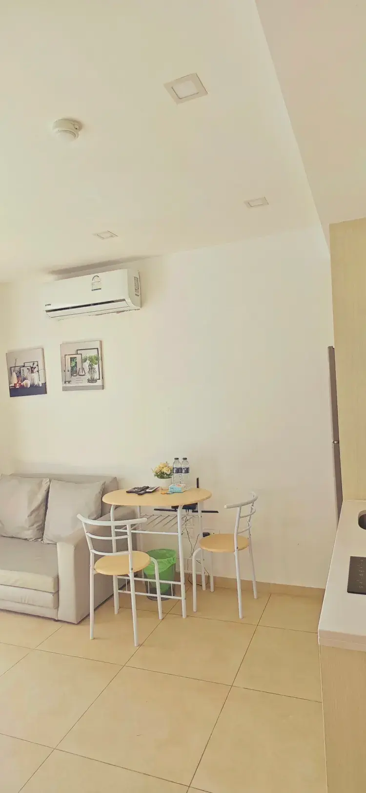ห้องเตียงคิงส์มินิมอล วิวเมือง | ระเบียงมีเครื่องซักผ้า สามารถทำอาหารได้
