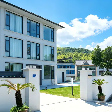 Sanshi Wangchuan Homestay