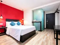 Mengjing Rainbow Hotel (Kunming Station Huancheng South Road Subway Station) Hotels near محطة كونمينغ للسكك الحديدية