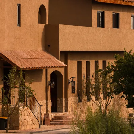 Fangyuan · AROMA Holiday Accommodation