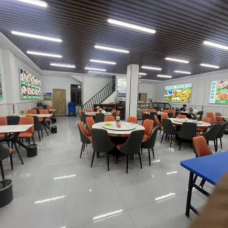 Xiyue Hotel (Sangke Grassland Scenic Area)