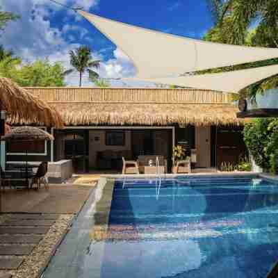 California Beach Pansol Rooms